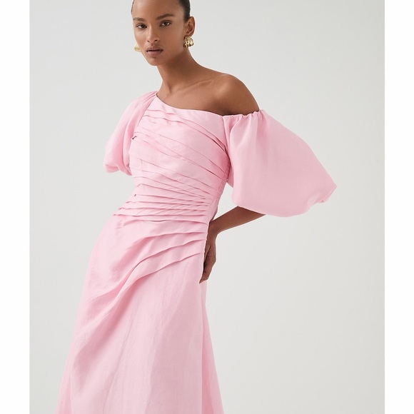 AJE Elegant Pink Off-Shoulder Dress - Picture 4 of 7